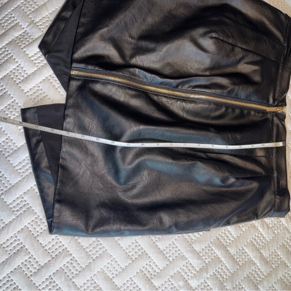 Black Faux Leather Skirt with silver Buckles - Picture 6 of 6